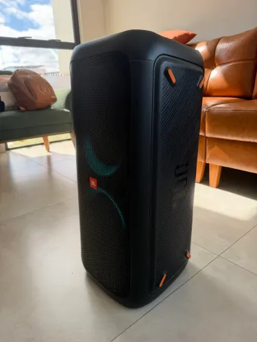CAIXA JBL 300 portátil