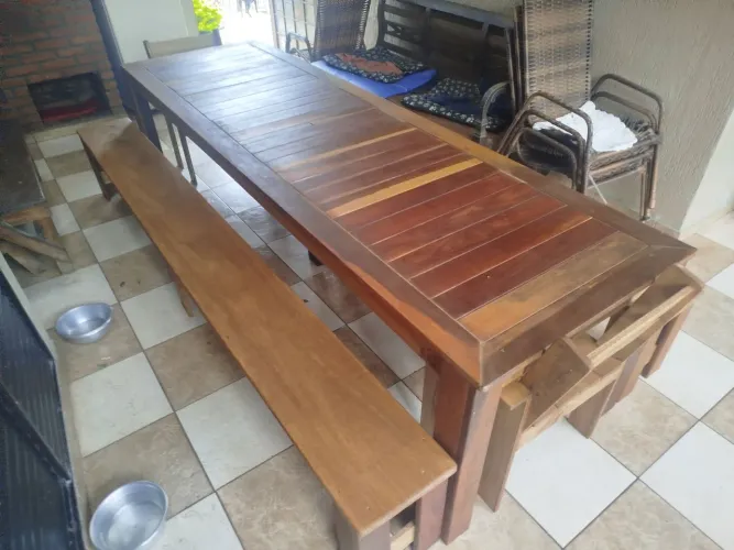 Mesa Rústica Madeira 2 m x 90 cm mais dois bancos e 2 cadeiras estilo RACK 