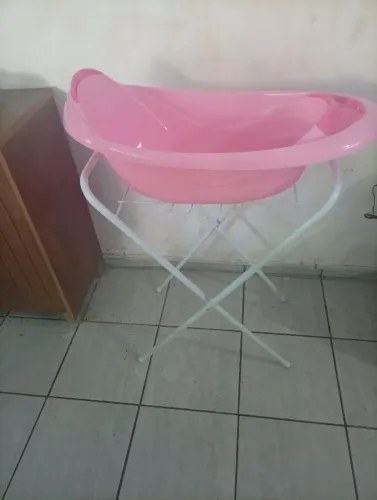 Banheira com suporte