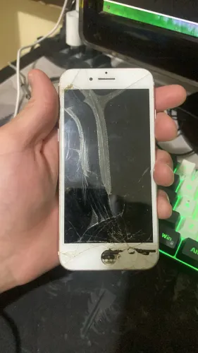 iPhone 8 para retirada de peças