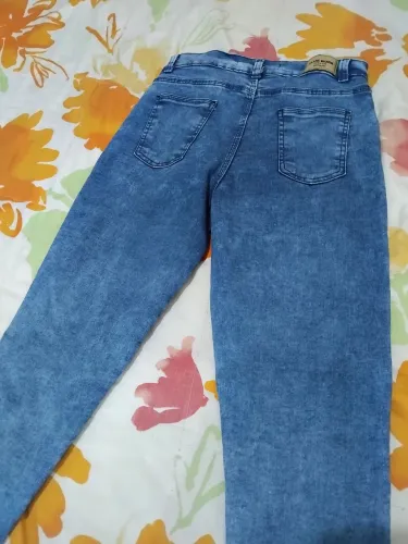 Vendo calças jeans