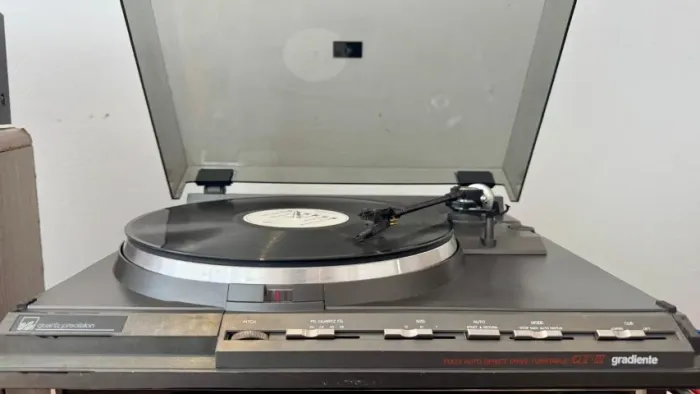 Toca Discos Gradiente Esotech QT-II - 100% Revisado - Perfeito