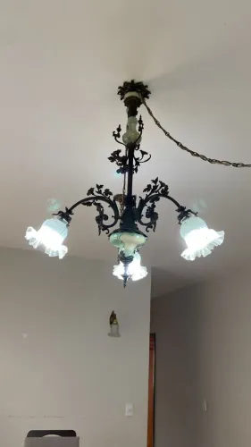 Lustre