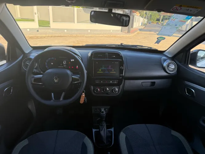 Renault Kwid Outsider 1.0 Flex 12V 5P Mec. 2026