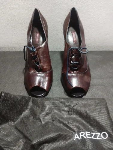 Sapato salto Arezzo 37
