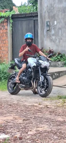 KawazakiZ 900