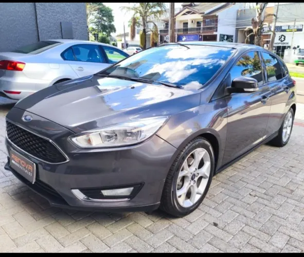 Ford Focus 2.0 16v/se/se Plus Flex 5P Aut. 2016