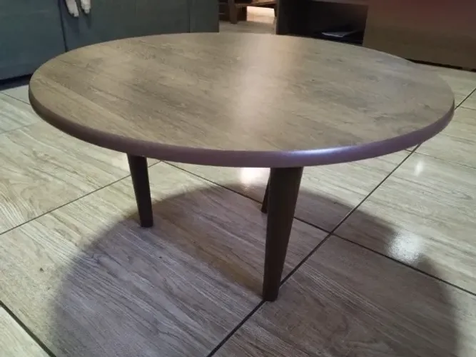 Mesa de centro pequena