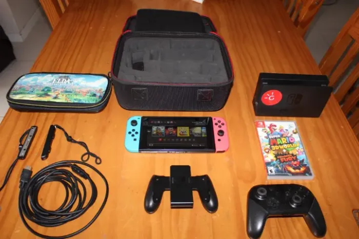 Nintendo Switch V2 Neon Completo + Super Mario 3D World + Case Zelda + Maleta