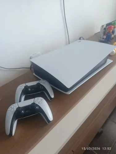 Vende-se PS5 - Playstation 5 Mídia Digital
