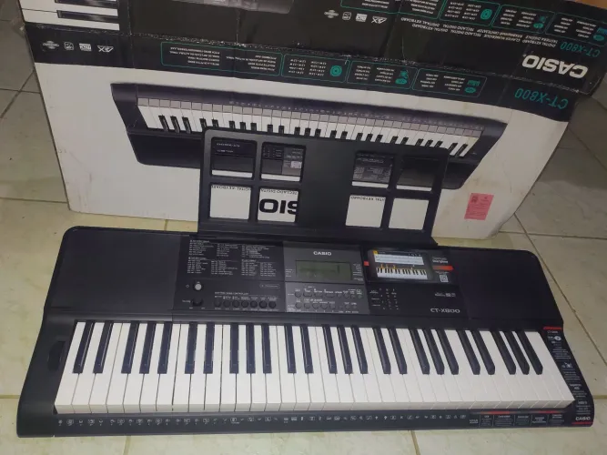 Teclado Casio CT-X800