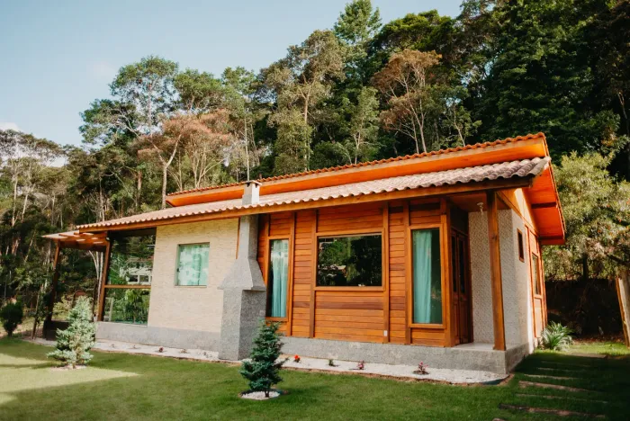 Chalé Pet Friendly em Pedra Azul ? Quintal cercado + churrasqueira