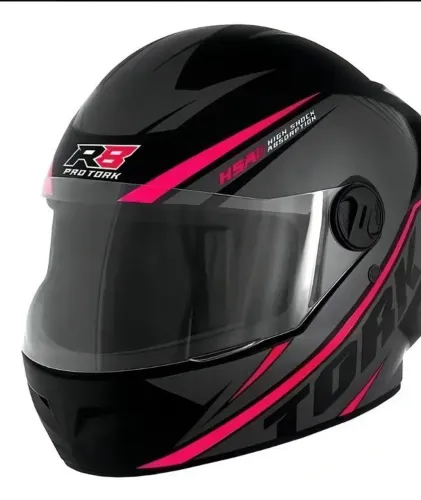 Capacete novo na caixa