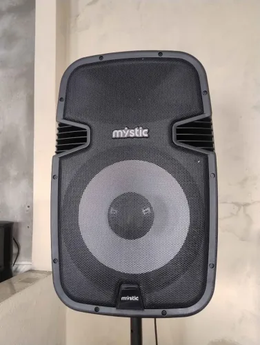 Vende se caixa de som
