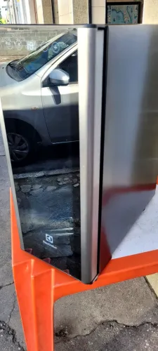 Adega climatizadora.