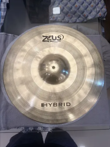 Prato Zeus Hybrid Crash 18 B20 Zhc18