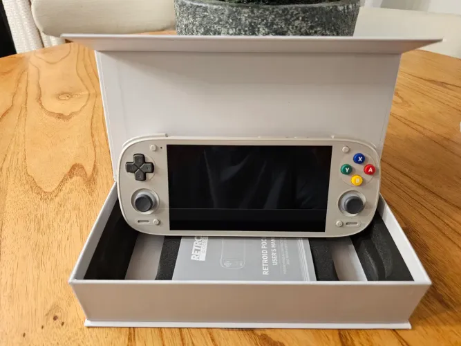 Retroid Pocket G2