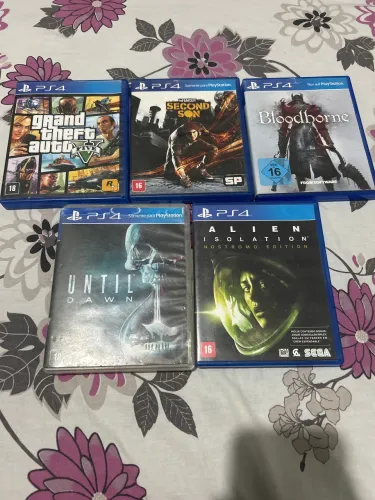 Jogos ps4, GTA 5, until dawn, ALIEN ISOLATION, Bloodborne, second son.