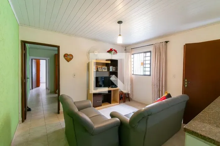 Casa à Venda - Vila Ema, 2 Quartos, 150 m2
