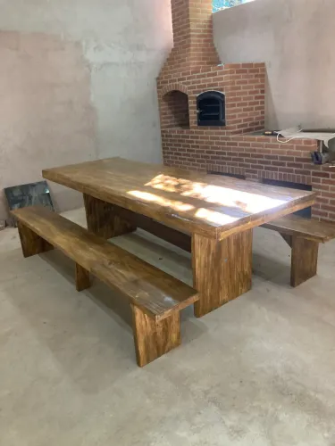 Mesa rústica