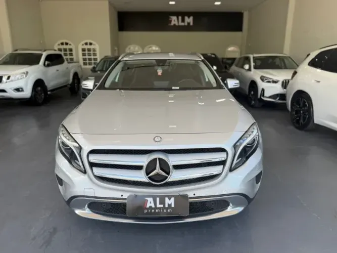 Mercedes-Benz GLA 200 Adv. 1.6/1.6 TB 16V Flex Aut. 2017