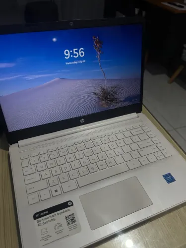 Vendo notebook americano HP