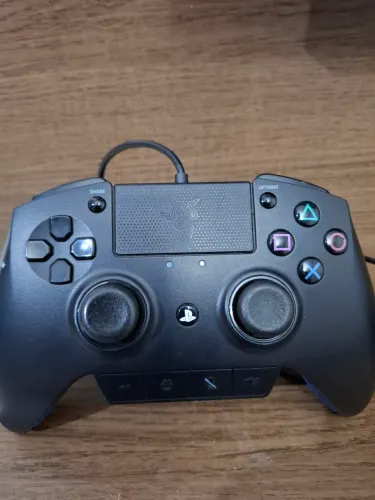Controle Razer Raiju para PlayStation 4 ou PC - Faço Envio OLX