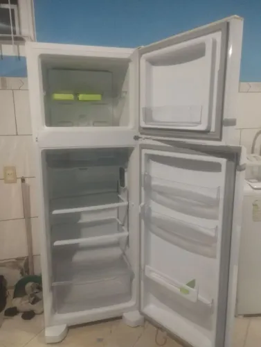 Geladeira fros free