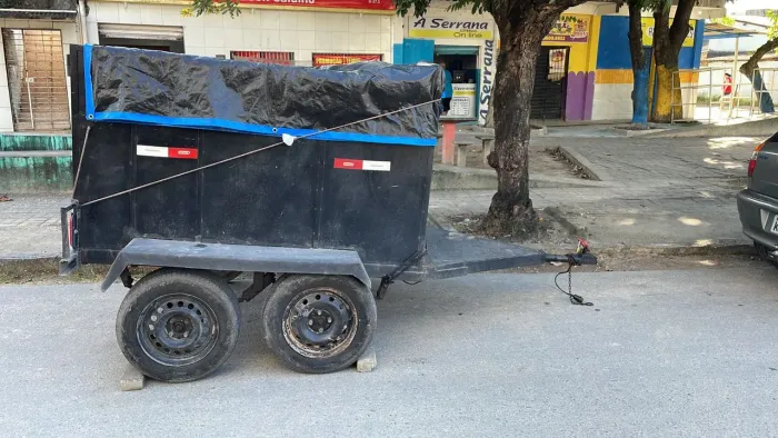 Vende-se carroça reboque 