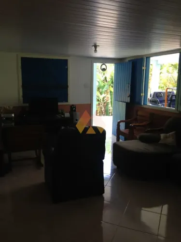 Frade - Estrada da Boa Alegria | Maravilhosa Chácara beira rio com água da nascente !!