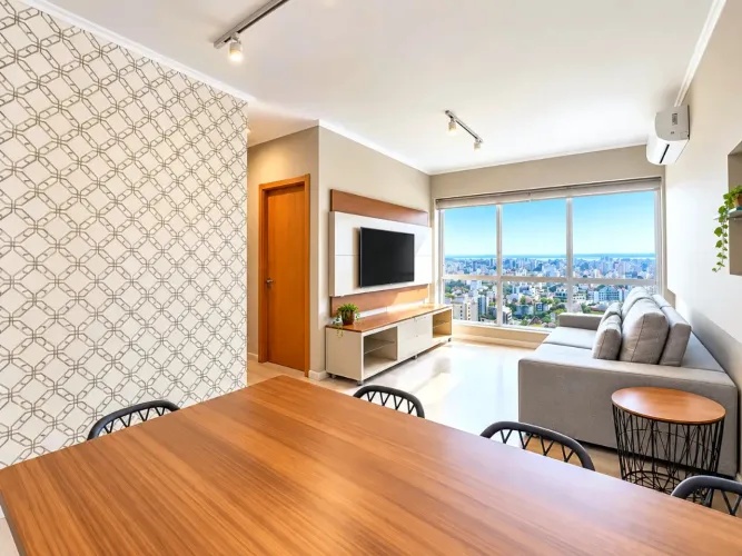 Apartamento mobiliado de 2 dormitórios com suíte, vista panorâmica e infraestrutura comple
