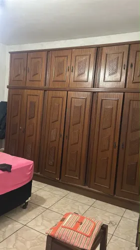 VENDO GUARDA ROUPA VINTAGE DE MADEIRA