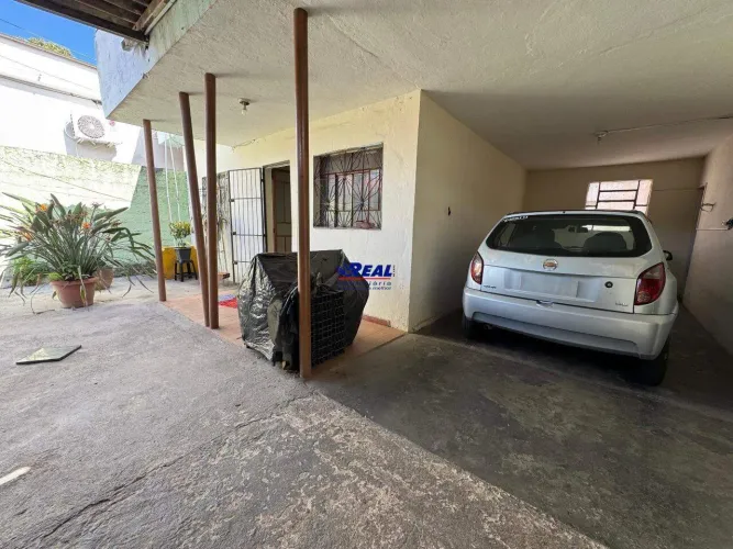 Casa à venda, 3 quartos, 2 vagas, Araguaia - Belo Horizonte/MG