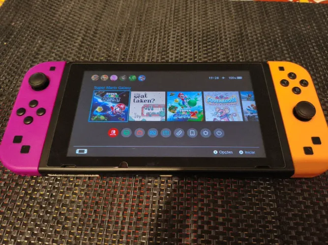 Nintendo Switch v1 destravado (excelente estado)