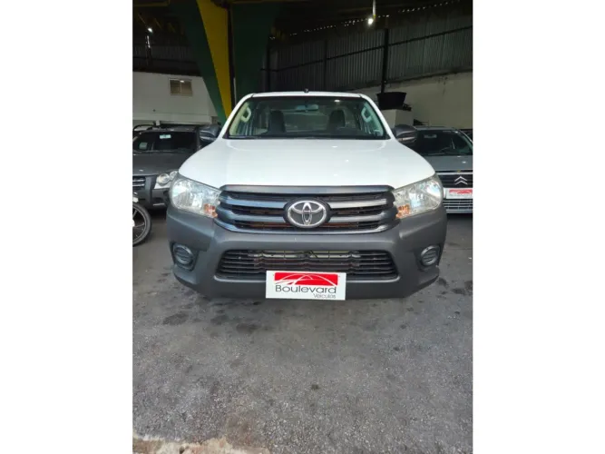 Toyota Hilux CS 4X4 2.4 Diesel 2023
