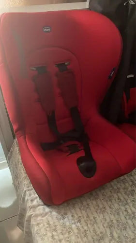 Vendo cadeirinha Chicco para carro