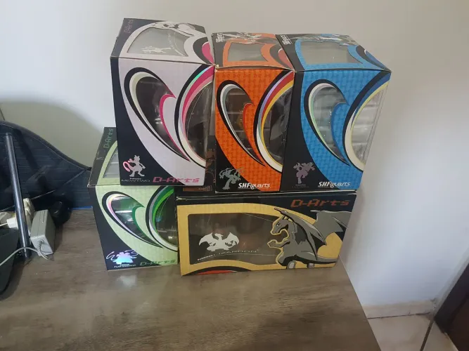 Pokémon, charizard, lucario, venosauro, blaziken, mewtow s h figuras bandai