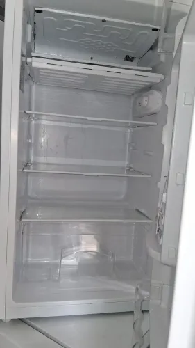 Vendemos frigobar elextrolux, 90 dias de garantia