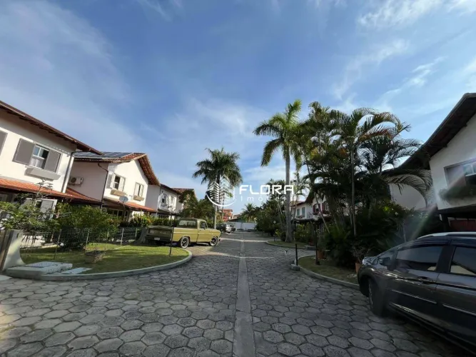 Casa com 4 dormitórios à venda, 191 m² por R$ 950.000,00 - Itaipu - Niterói/RJ