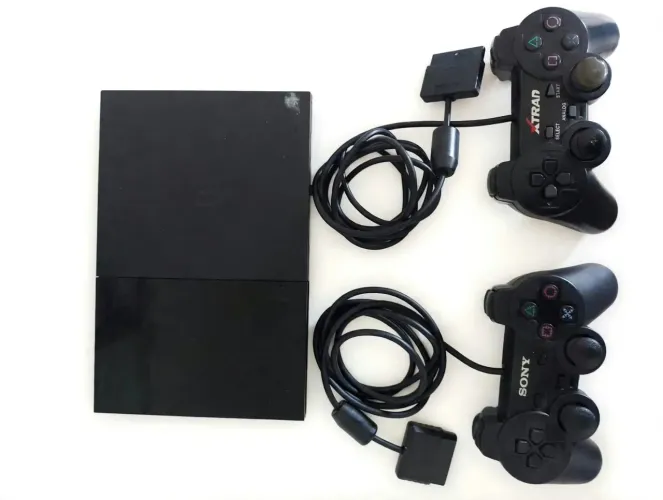 PlayStation 2 slim + jogos