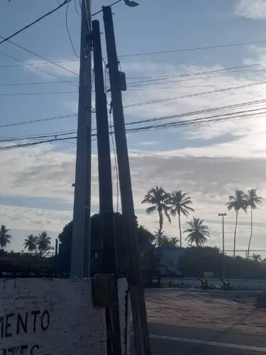 Poste de energia reforçado 7m