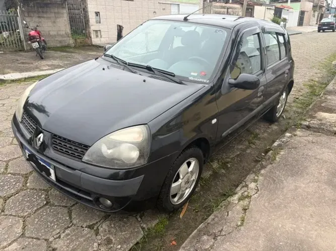 Renault Clio RT/ Privilège 1.6 16V 5P 2003