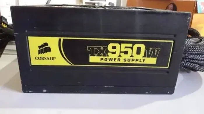 Fonte Corsair Tx950w Power Supply
