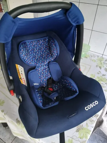 Bebê conforto Cosco Wizz Semi Novo