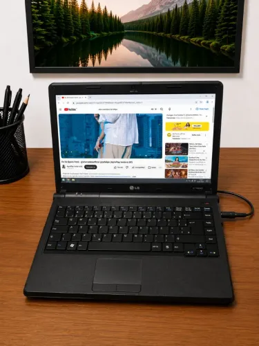 Notebook LG i3 /formatado / rápido / e barato
