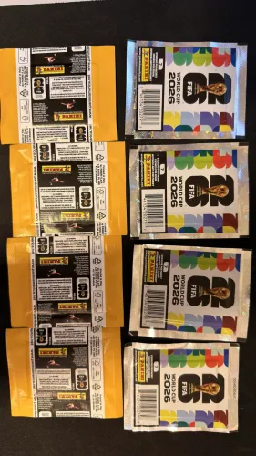 8 Envelopes Gold Crumple - Figurinhas Copa 2026 Panini (EUA)