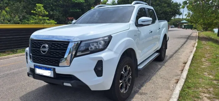 Nissan Frontier XE CD 4X4 2.3 Bi-TB Diesel Aut. 2024