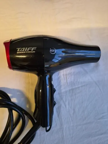 Secador de cabelos TAIFF Tech Titanium Ion 110V 1900W + 2 bicos