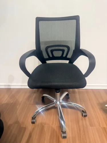 CADEIRA ESCRITÓRIO GIRATÓRIA
