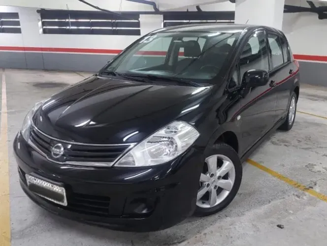 Nissan Tiida S 1.8/1.8 Flex 16V Mec. 2013